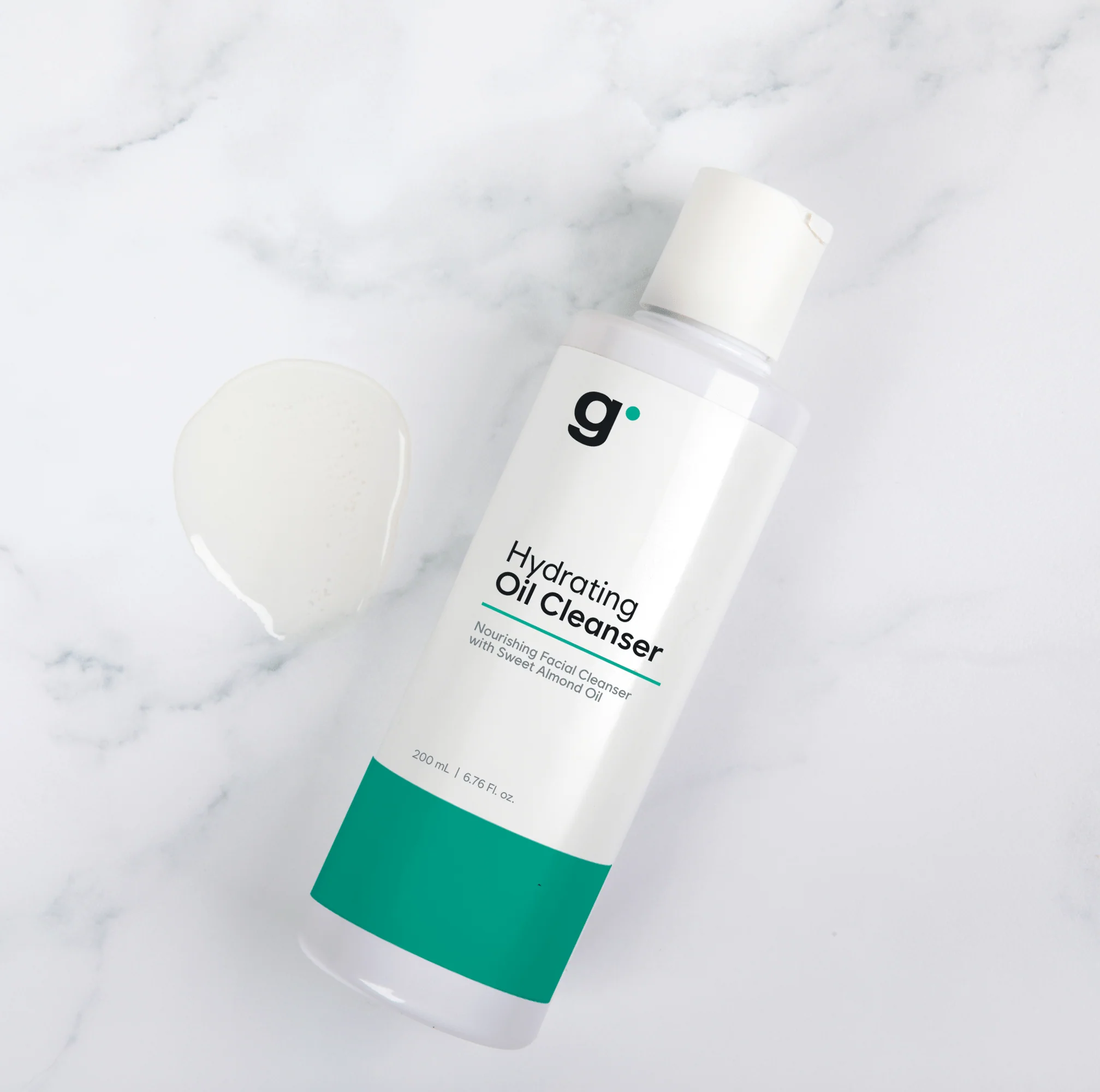 Hydrating Oil Cleanser - Image 3